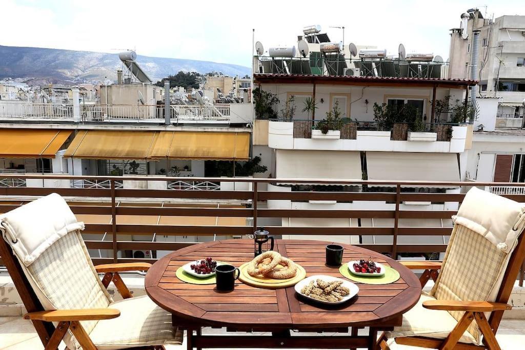 Fly Me To The Moon! Apartment Atena Exterior foto